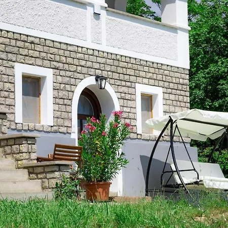 Kisleshegy Vendeghaz Villa *