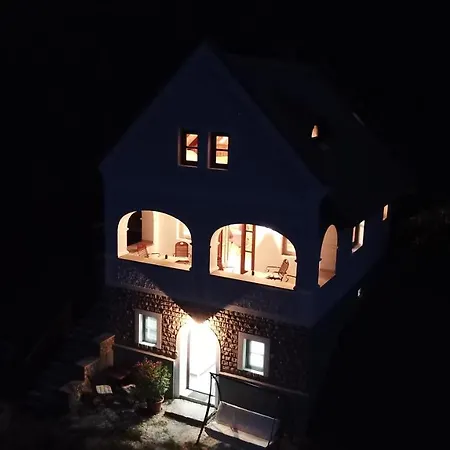 Kisleshegy Vendeghaz *