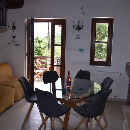 Kisleshegy Vendeghaz * בלטונודבארי