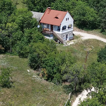 Villa Kisleshegy Vendeghaz Balatonudvari