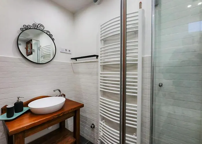 Kisleshegy Vendeghaz Балатонудвари